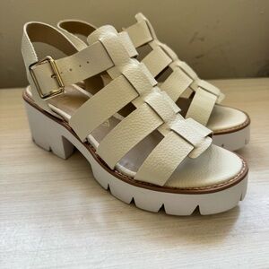 BC Footwear Coachella Festival Sandals Women's Cream Sandals size 7 NWOB